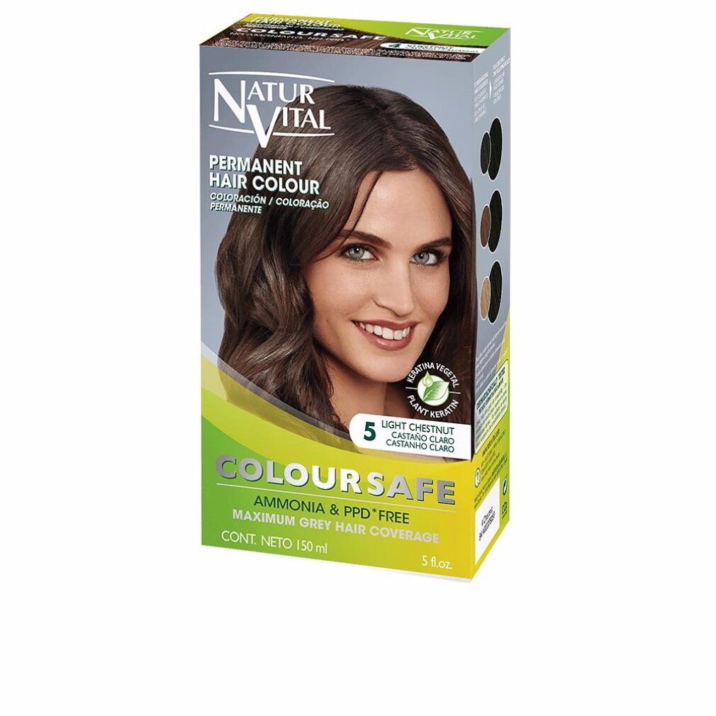 Confezione di tinta per capelli NaturVital Coloursafe, castano chiaro 5. Scritta: Senza ammoniaca e PPD, massima copertura dei capelli grigi. Donna con capelli castani.