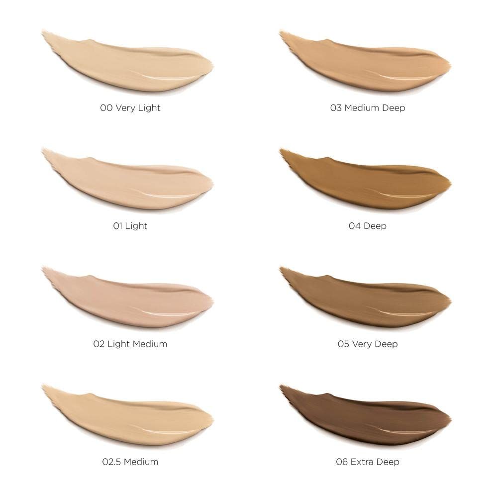 Otto campioni di correttore in diverse tonalità. Nomi dei colori: 00 Very Light, 01 Light, 02 Light Medium, 02.5 Medium, 03 Medium Deep, 04 Deep, 05 Very Deep, 06 Extra Deep.