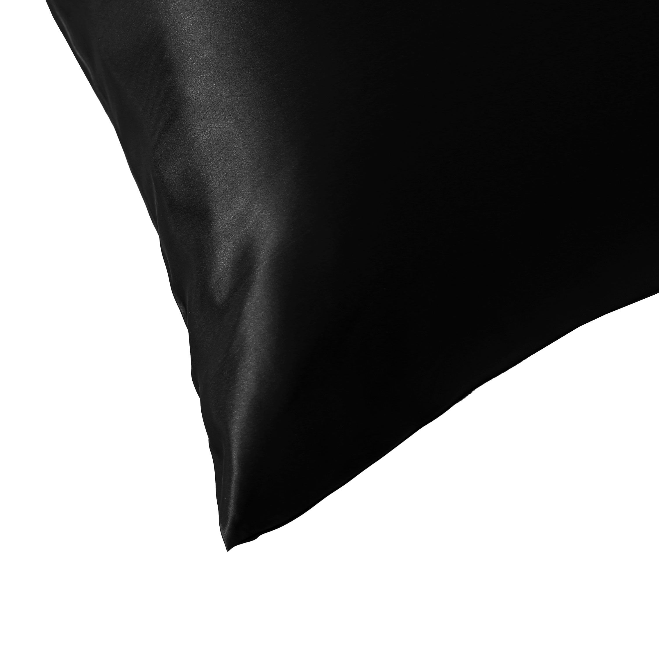 Federa in raso nero con superficie lucida.