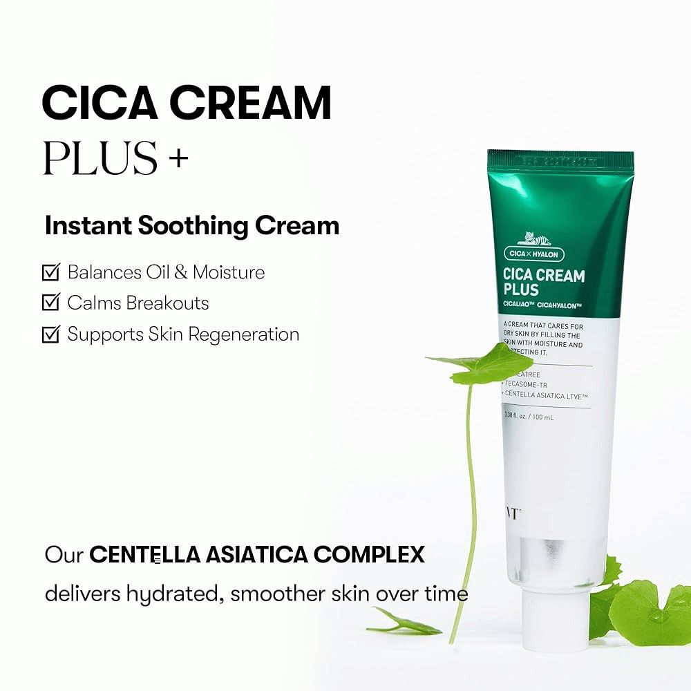 Tubo Cica Cream Plus. Tubo verde e bianco con tappo verde. Testo Cica Cream Plus. Fogliame e testo.