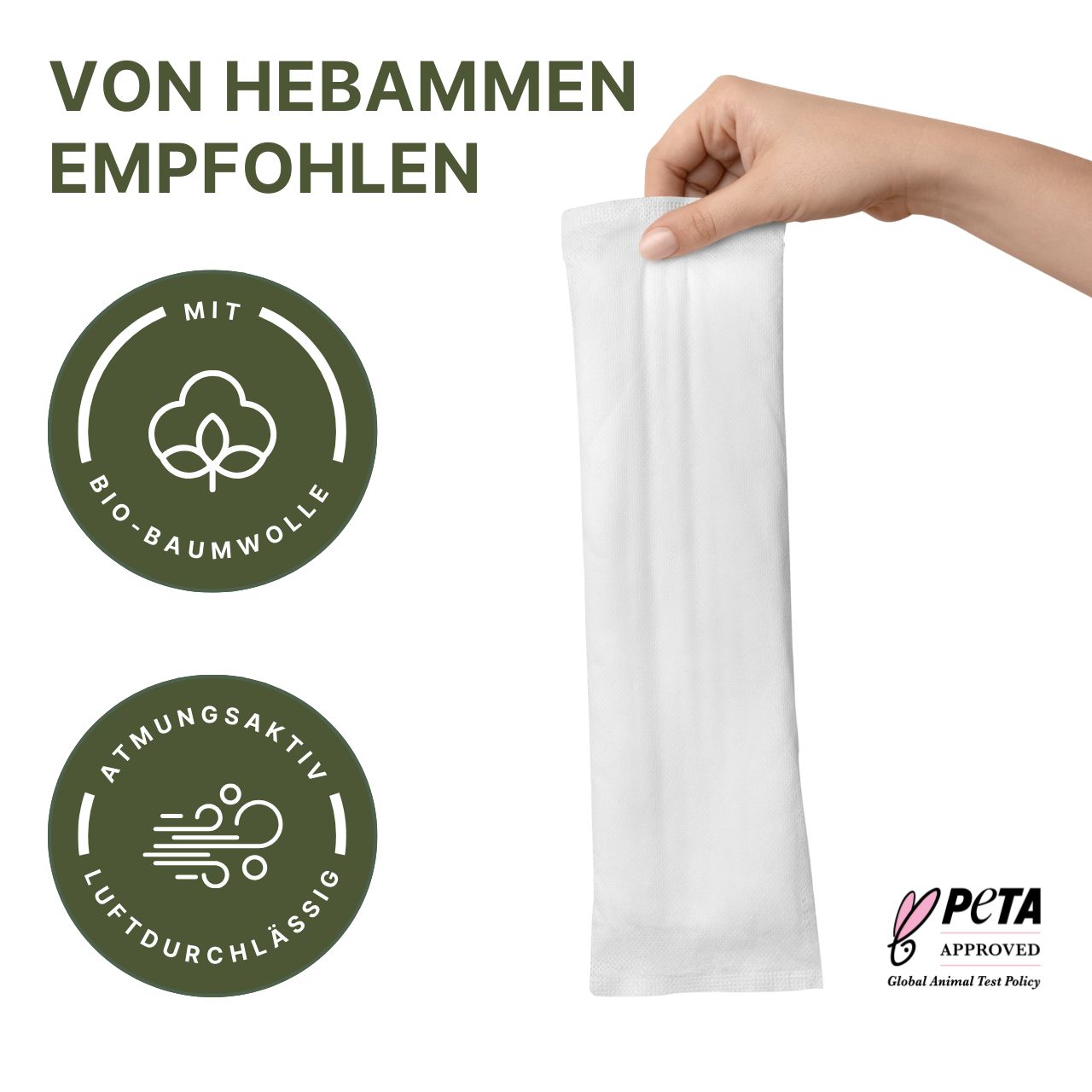 Mano che tiene un singolo assorbente MyClarella®. Raccomandato dalle ostetriche. Con cotone biologico. Traspirante.