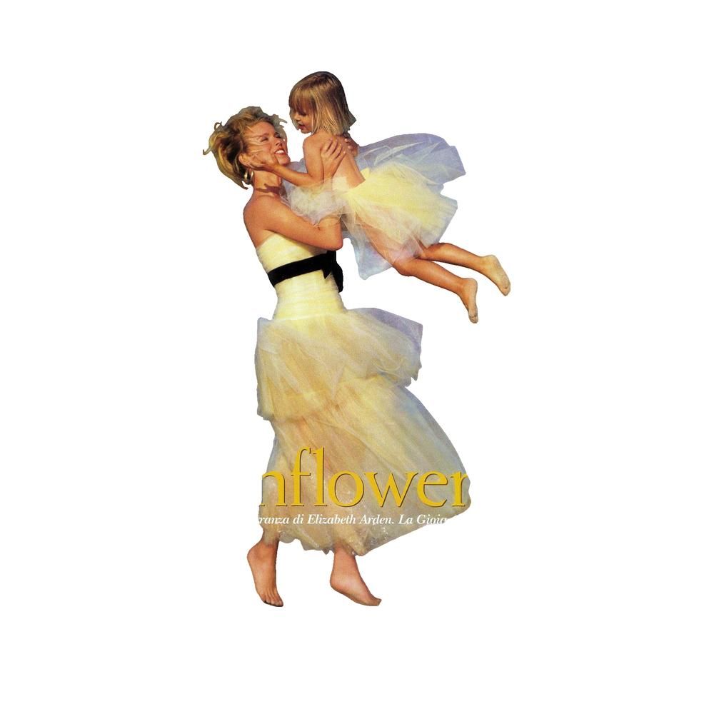 Donna e bambina in abiti gialli. Scritta: Sunflower, Eau de Toilette. Marchio: Elizabeth Arden.