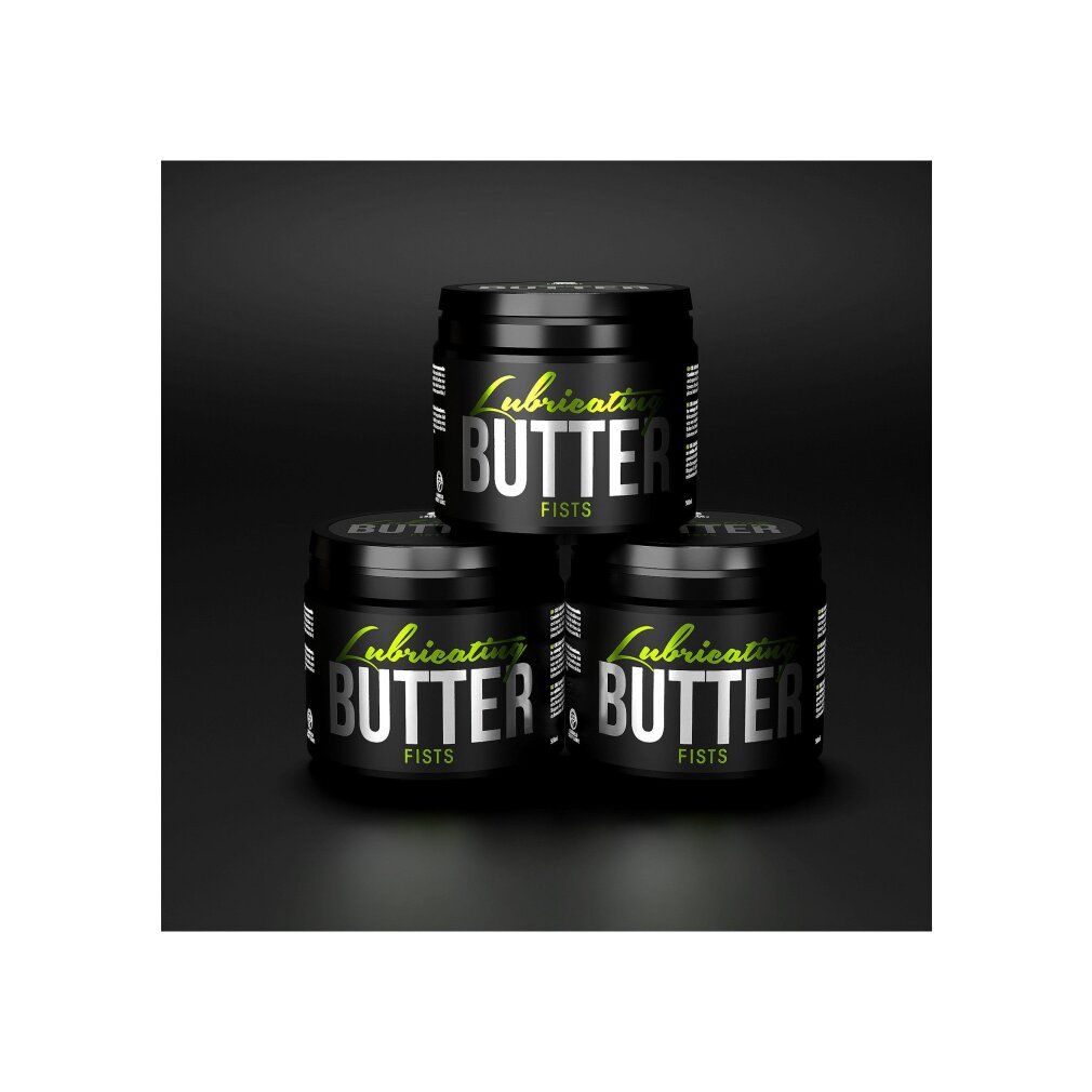 Tre barattoli neri con coperchio. Scritta: Lubricating BUTTER, FISTS. Scritta verde e argento. Su sfondo nero.