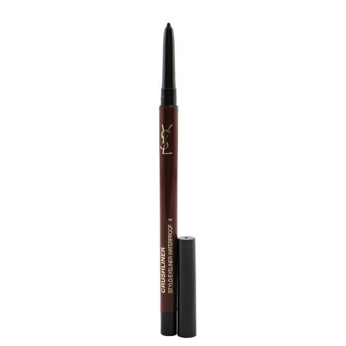 Matita eyeliner nera con cappuccio nero. La matita riporta la scritta "Yves Saint Laurent" e "CRUSHLINER STYLO EYELINER WATERPROOF 4".