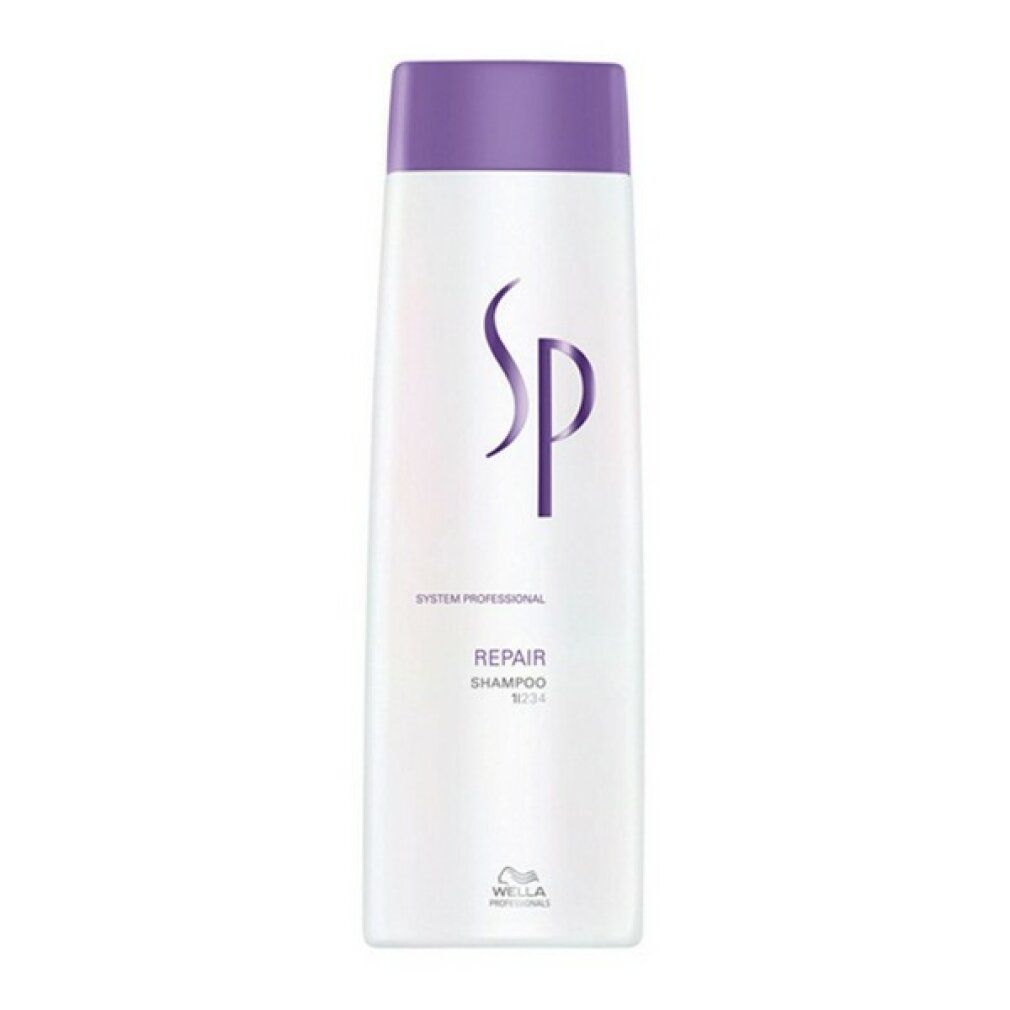 Flacone di shampoo bianco con tappo viola. Logo SP e scritta Repair.