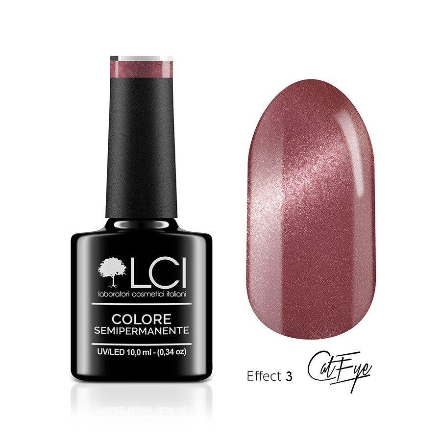 Flacone di smalto e prova unghia. Colore rosa-marrone con effetto lucido. Scritta: LCI, Colore Semipermanente, UVLED. Effetto 3 Cat Eye.