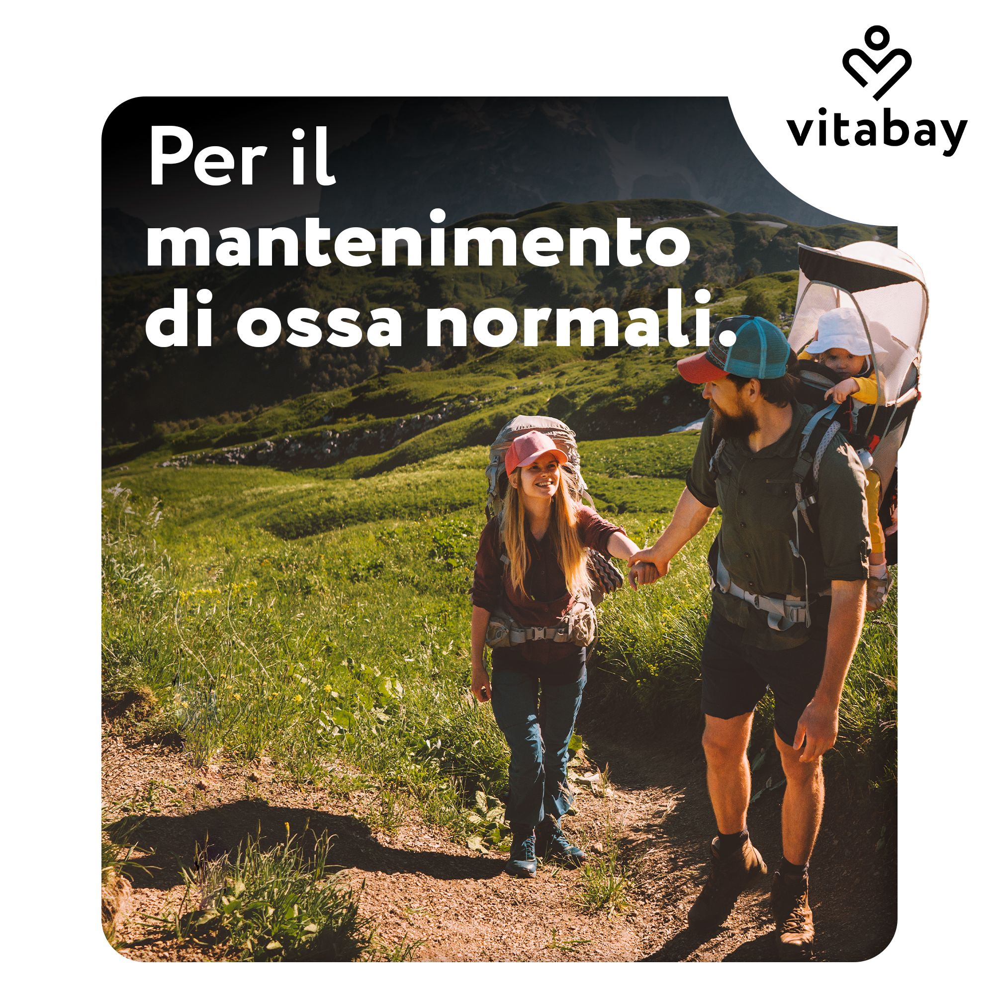 Logo Vitabay. Famiglia in escursione. Testo: Per il mantenimento di ossa normali.