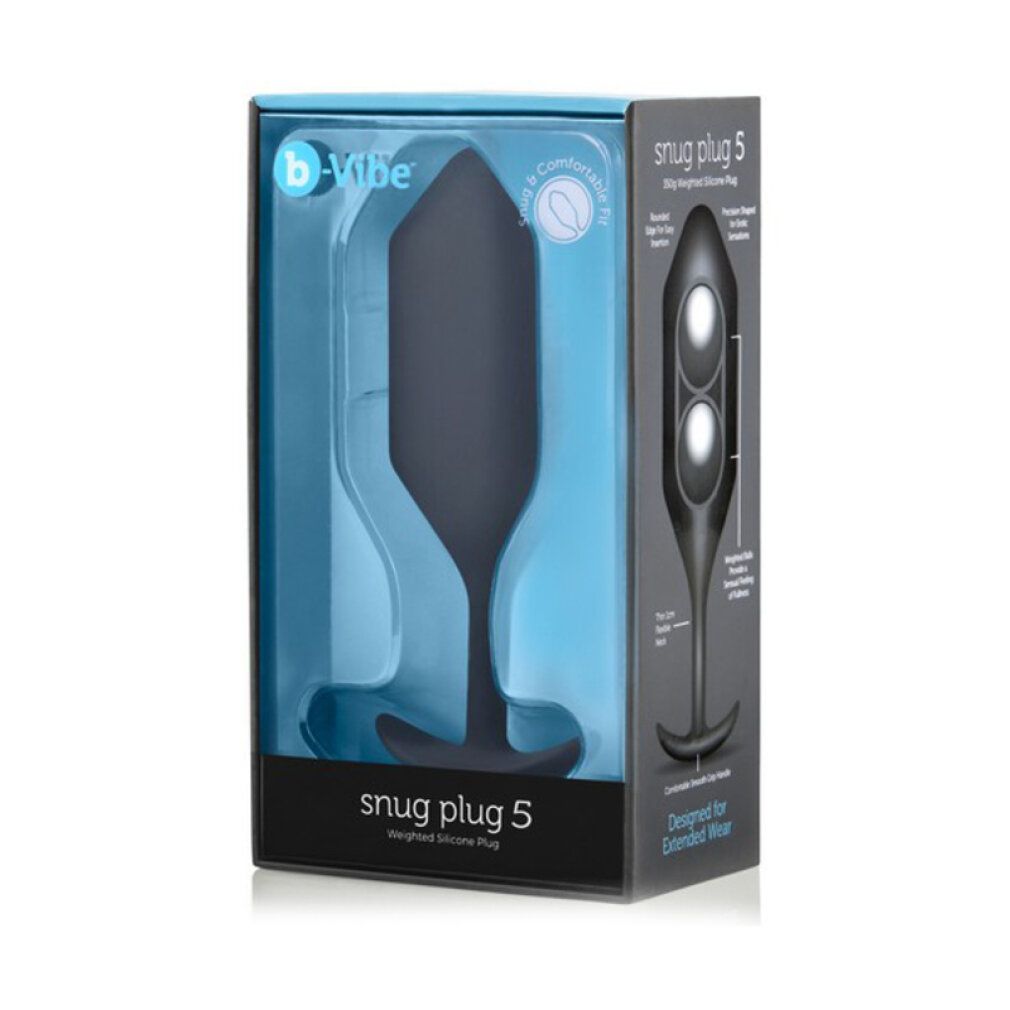b-Vibe Snug Plug 5 nella confezione. Plug nero in scatola trasparente. Testo: Snug Plug 5.