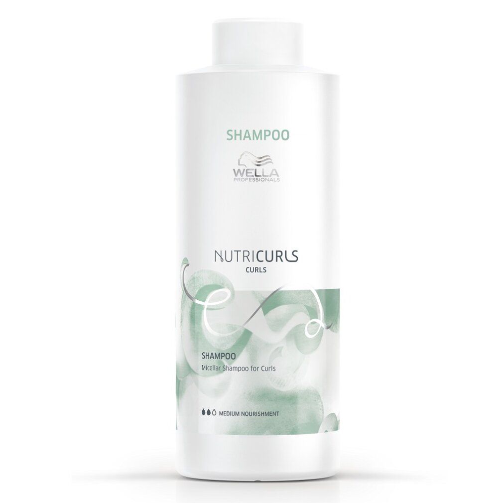 Flacone di shampoo bianco con logo Wella e scritta Nutricurls Curls. Testo: Shampoo, Medium Nourishment, 1 litro.