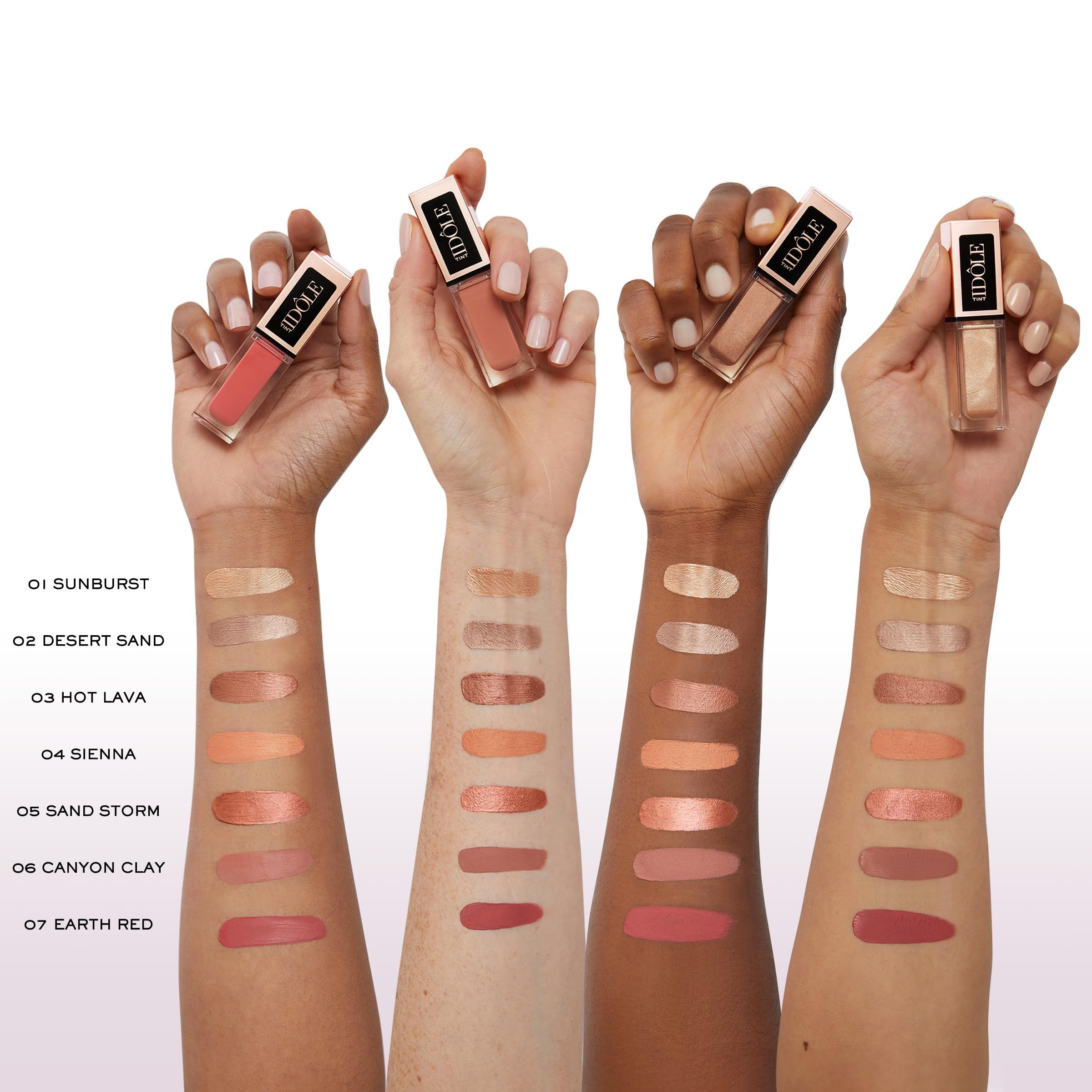 Mani con campioni di colore Lancôme Idôle Tint. Testo: "01 Sunburst" a "07 Earth Red".