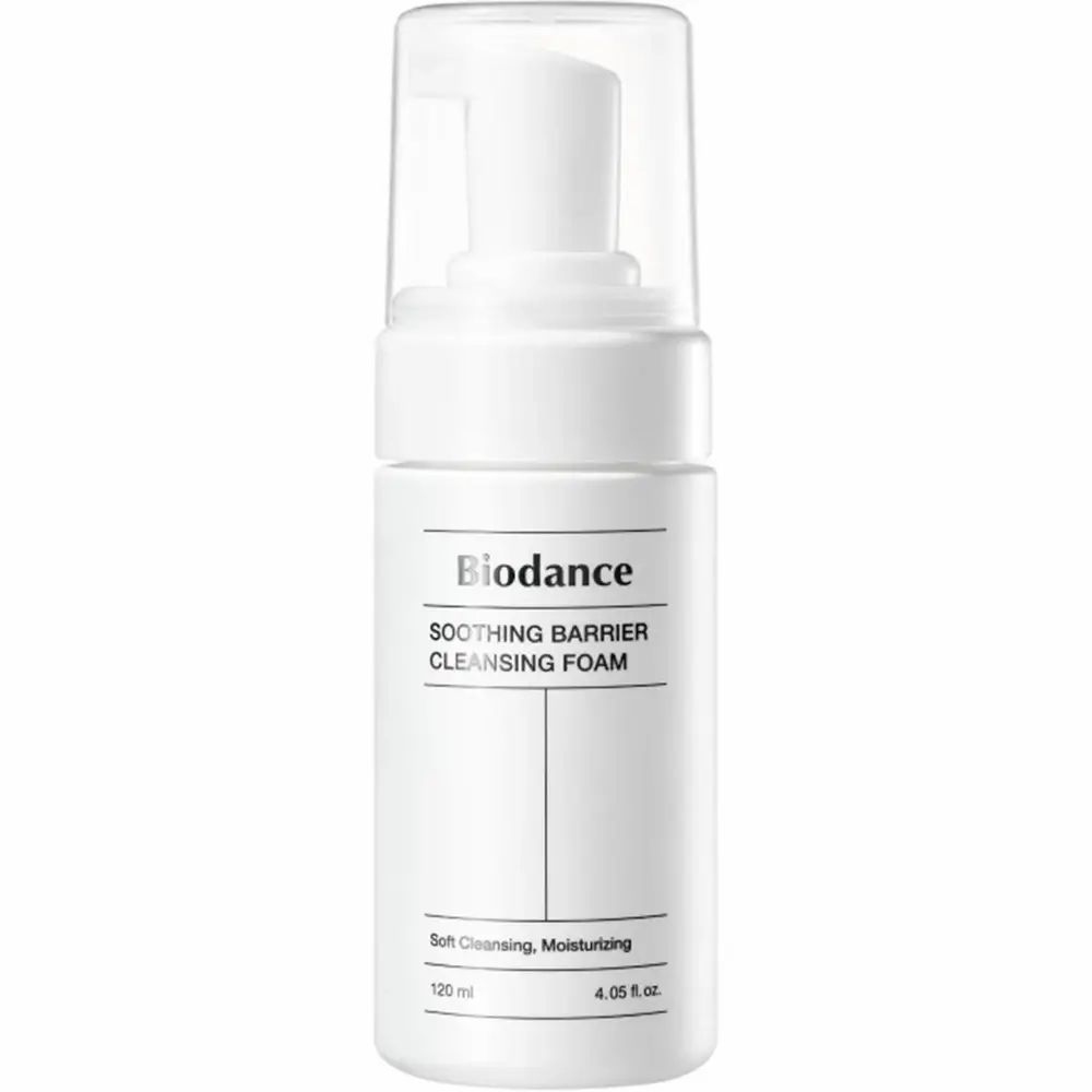 Flacone bianco con erogatore a pompa. Scritta: BIODANCE, SOOTHING BARRIER CLEANSING FOAM. In basso: 120 ml, 4.05 fl.oz.