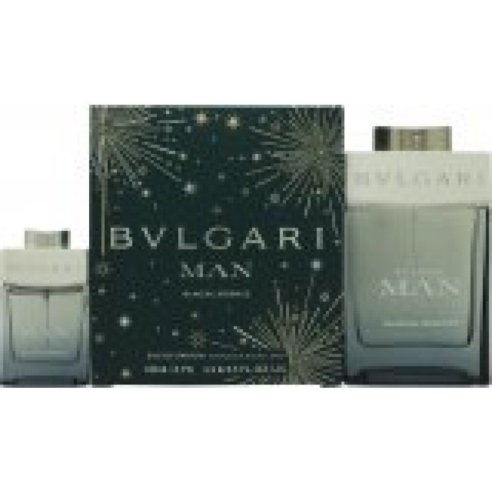 Confezione regalo con due flaconi e una scatola. Scritta "BVLGARI MAN" sulla scatola.