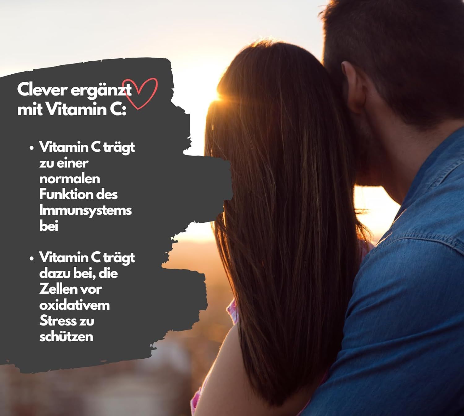 Coppia al tramonto. Testo: Integrato con vitamina C. Supporta il sistema immunitario.