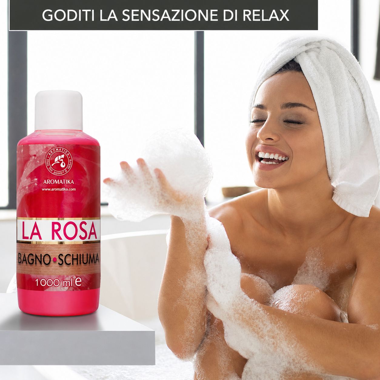 Una bottiglia di bagnoschiuma rosa con etichetta "LA ROSA BAGNO SCHIUMA 1000 ml".