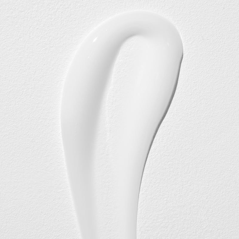 Vasetto di crema con coperchio nero. Nome del prodotto e marchio: COSRX Advanced Snail 92 All in one Cream.