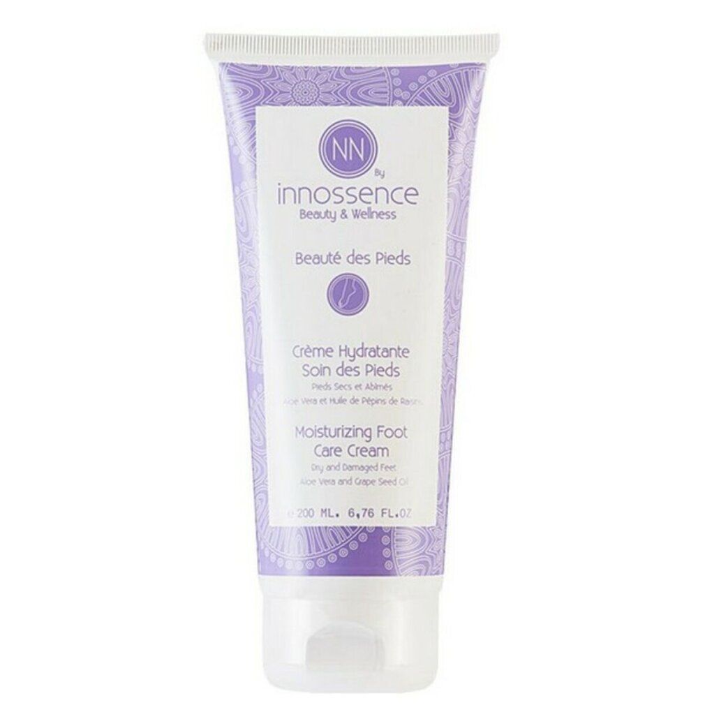 Tubo viola di Innossence Moisturizing Foot Care Cream. Testo: Crème Hydratante, Soin des Pieds, 200 ml.