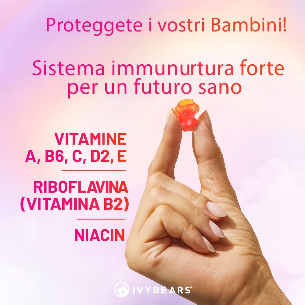 Bambino con giacca gialla sotto la pioggia. Testo: IVYBEARS, Dolce Vitamini Power, per l'immunità dei bambini.