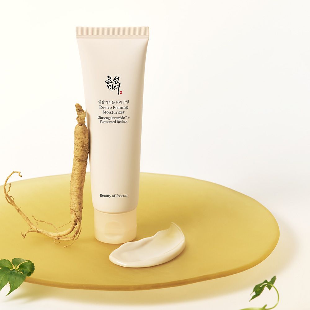 Tubo Revive Firming Moisturizer con radice di ginseng