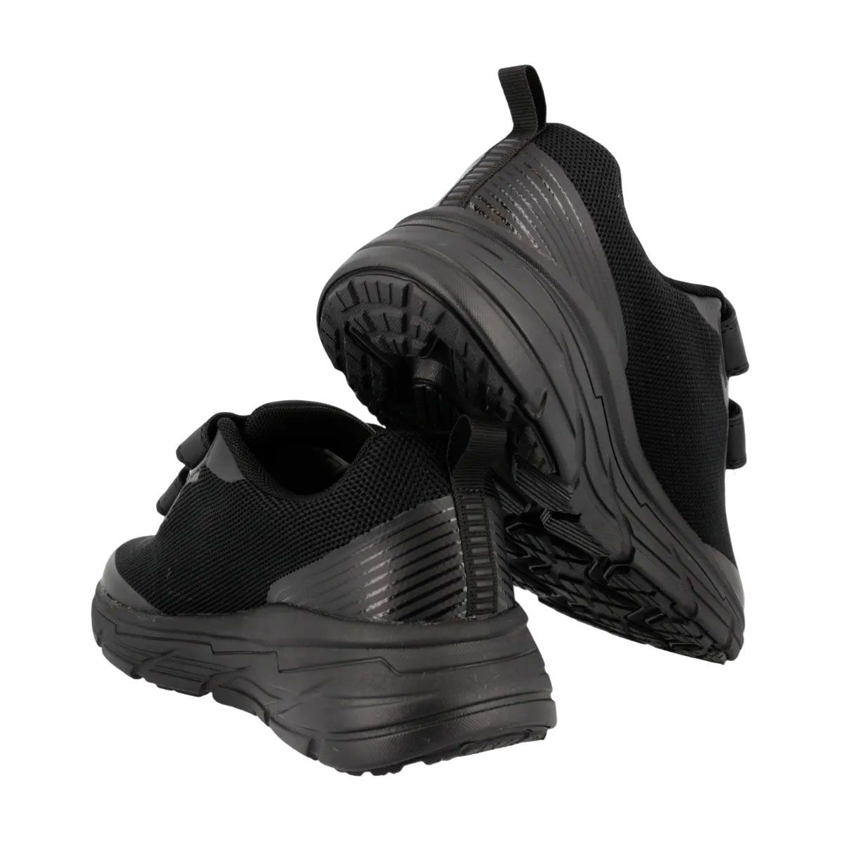 Due sneakers Hergos nere. Chiusure a strappo, tessuto leggero, suola flessibile. Vista prospettica.