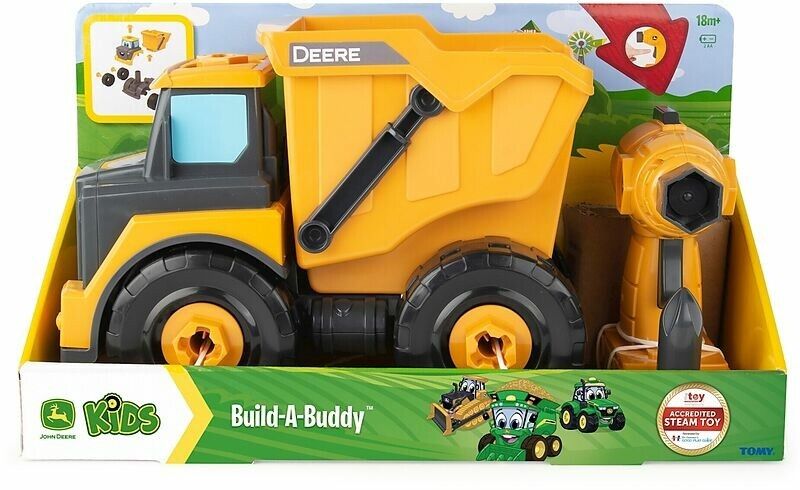 Autocarro con cassone ribaltabile giallo con telaio e ruote nere. Confezione con logo "DEERE" e scritta "Build-A-Buddy".
