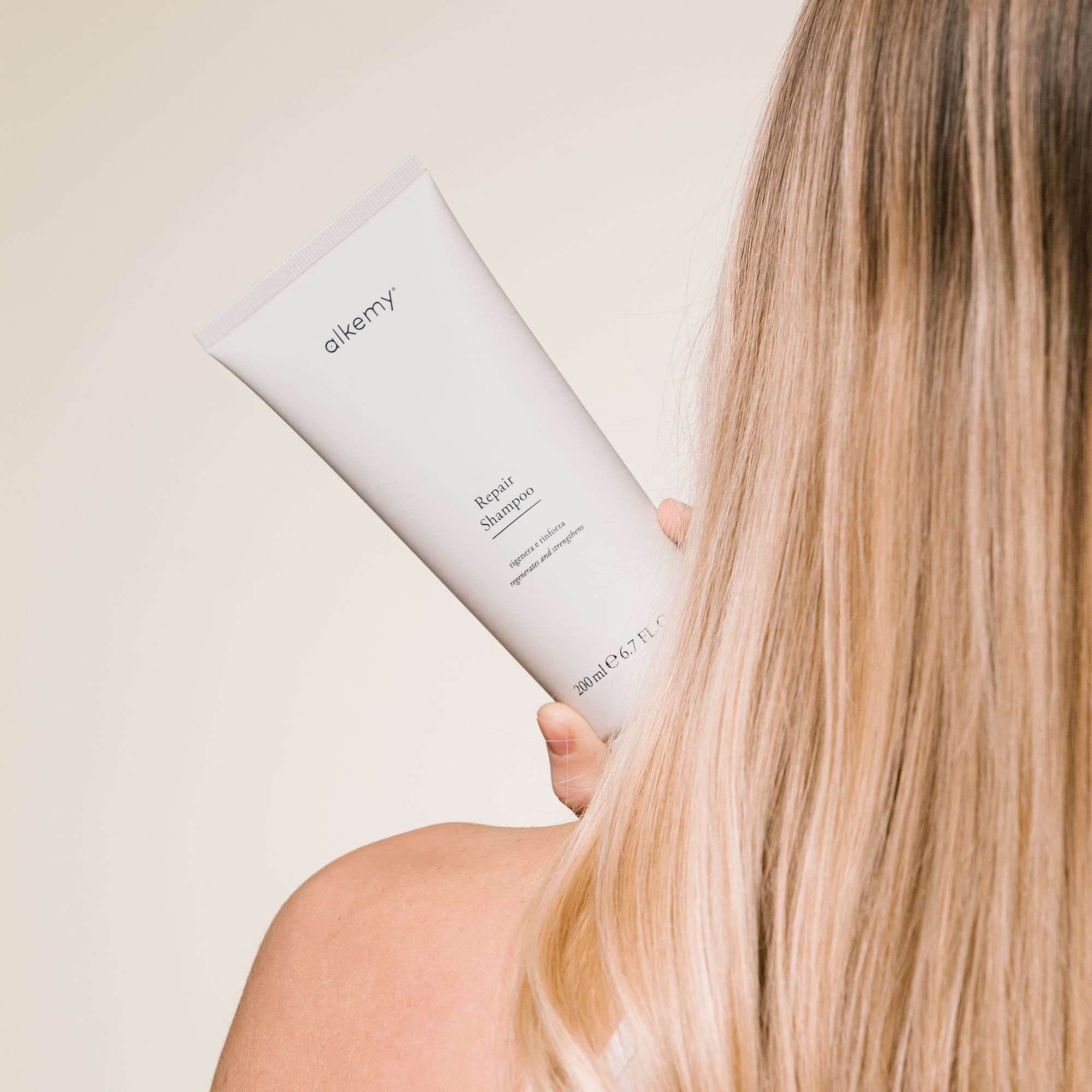 Alkemy Shampoo Ristrutturante Nutriente, Rinforza Capelli Secchi e Sfibrati