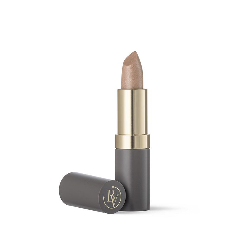 Rossetto aperto. Stick grigio, anello dorato, punta beige. Tappo accanto. Logo.