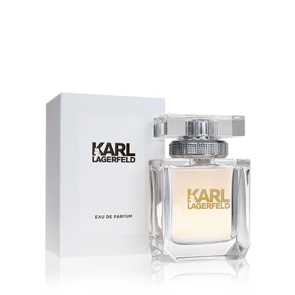 Spray Eau de Parfum e confezione. Flacone quadrato trasparente. Confezione bianca con logo. Testo: KARL LAGERFELD, Eau de Parfum.