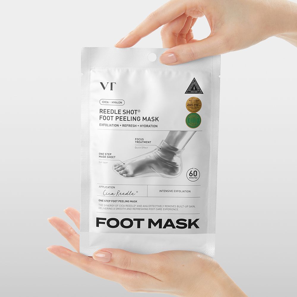 Confezione per maschera per piedi. Scritta "REEDLE SHOT", "FOOT MASK" e "VT". Con illustrazione di un piede.