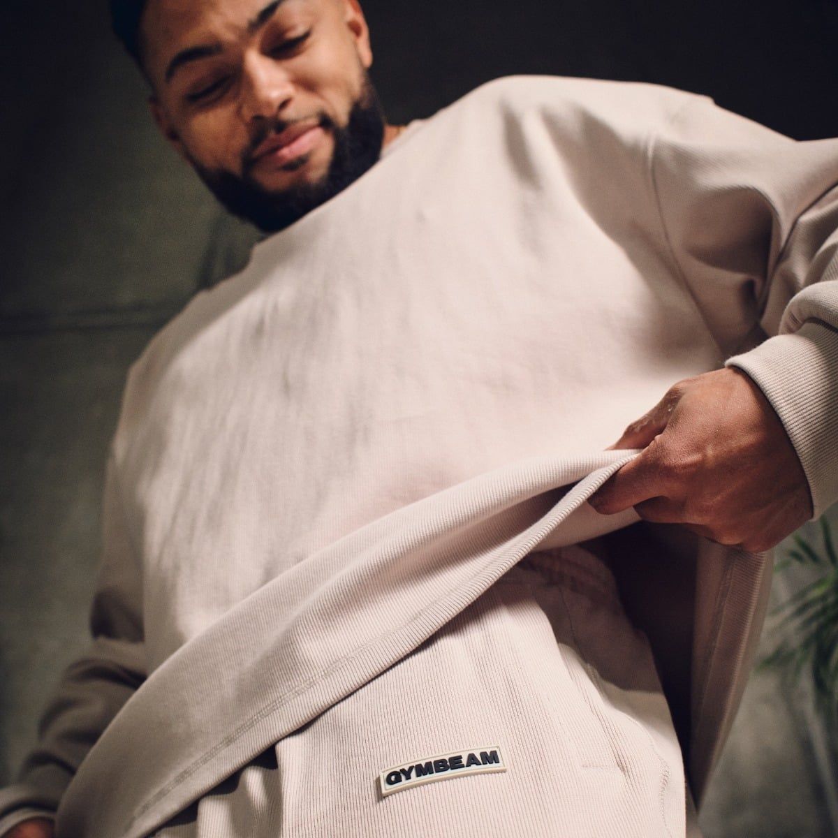 GymBeam Joggers uomo oversize con gamba larga e coulisse Aura Grey