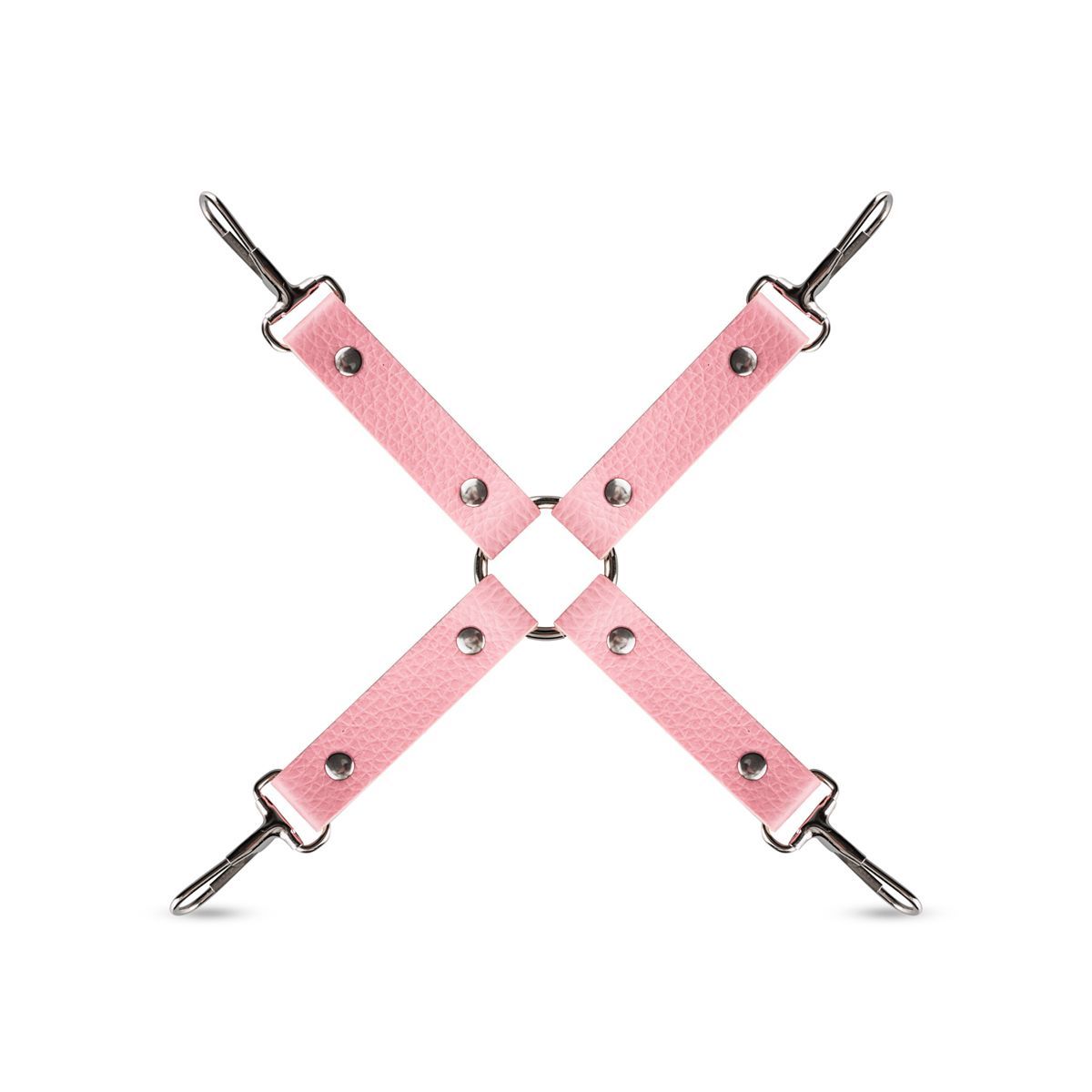 Imbracatura toracica rosa con anelli metallici e moschettoni. In pelle. Su sfondo bianco.