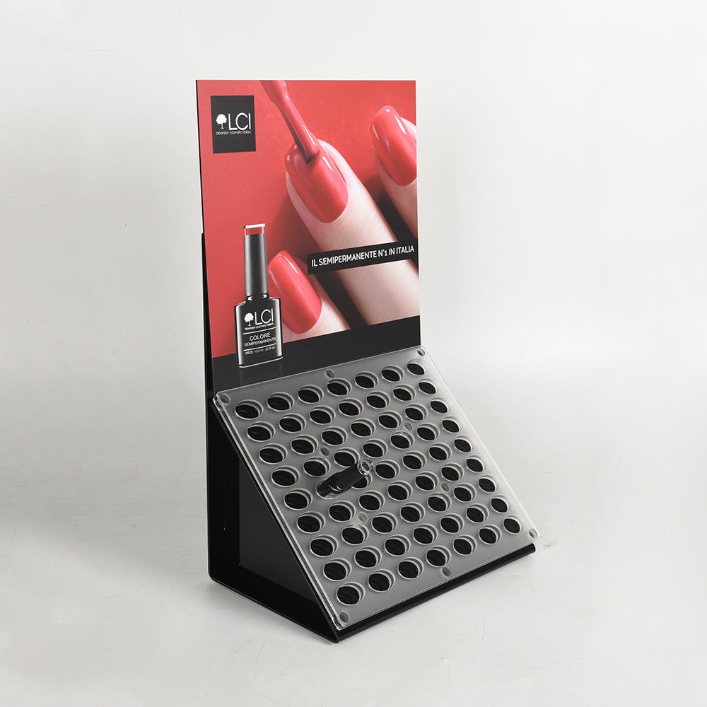 Espositore per smalti con 70 alloggiamenti. Supporto con logo LCI e immagine prodotto. Cornice nera, supporti trasparenti.