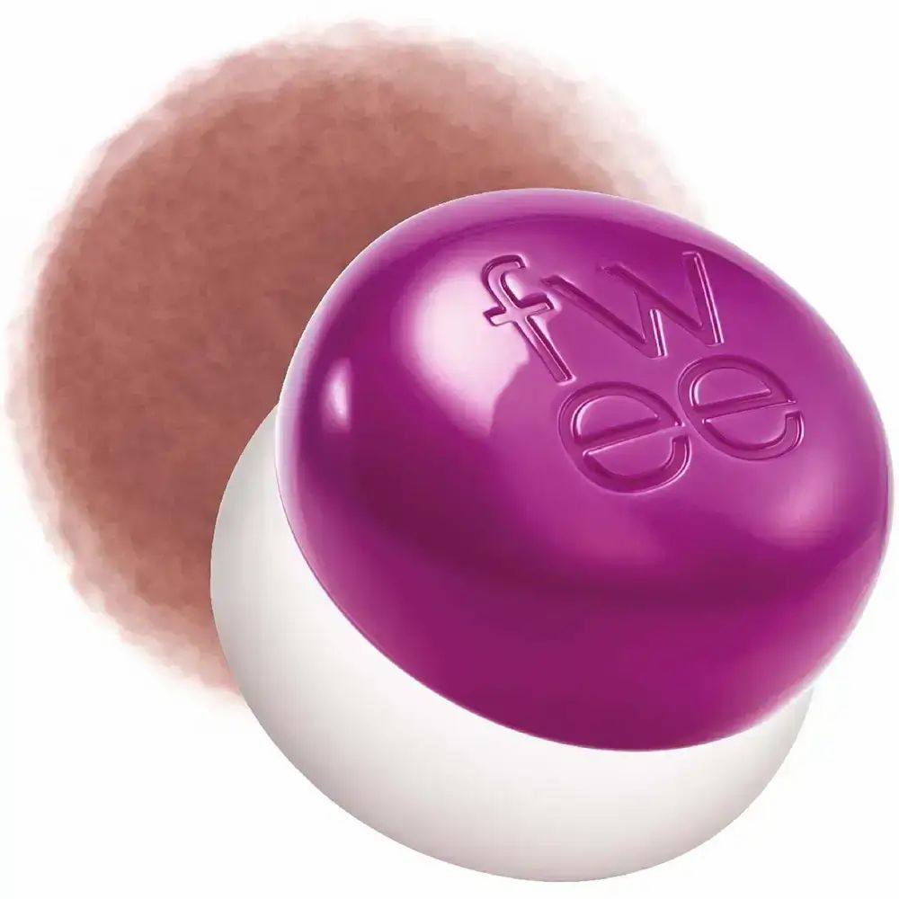Fwee LIP&CHEEK Blurry Pudding Pot. Contenitore viola con base bianca. Spugna marrone.