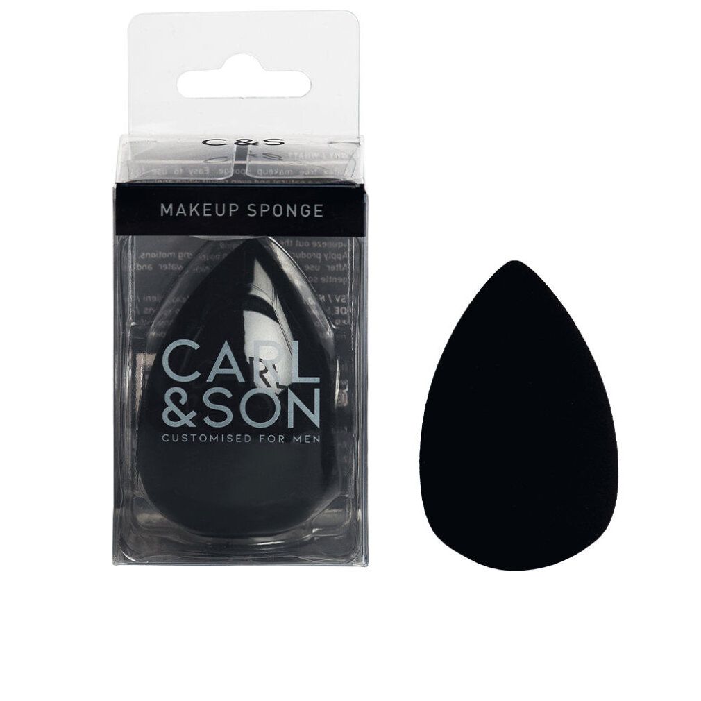Confezione con spugna per trucco nera. Scritta "Carl & Son". Confezione trasparente. Spugna a forma di goccia.