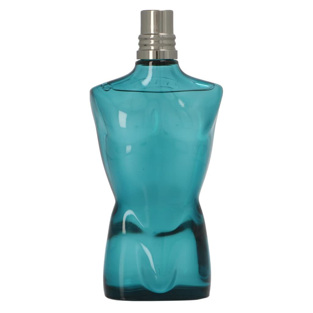 Flacone blu turchese a forma di torso maschile. Chiusura argentata. Su sfondo bianco.