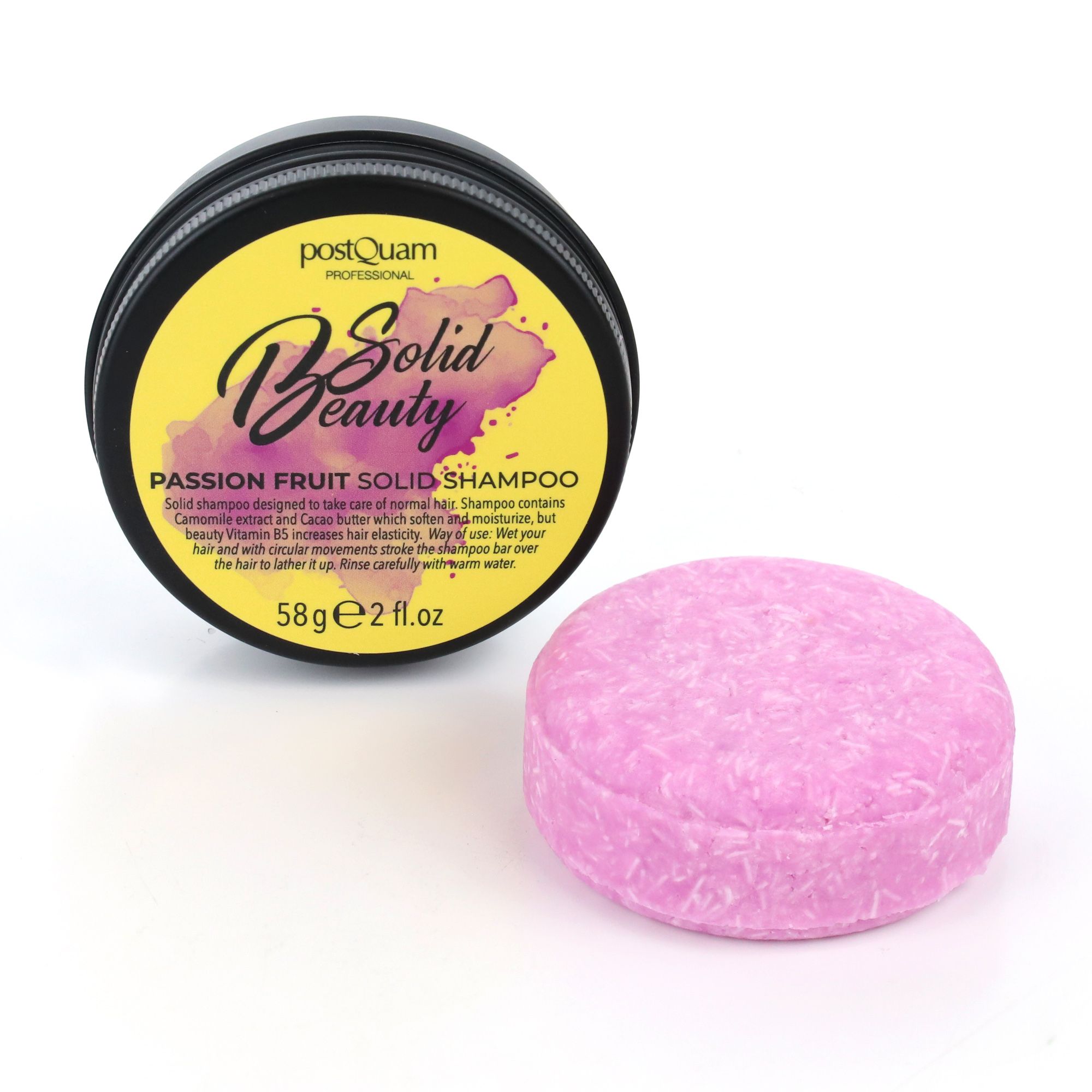 Shampoo solido rosa rotondo accanto a scatola nera con coperchio giallo. Scritta: B Solid Beauty, Passion Fruit Solid Shampoo.