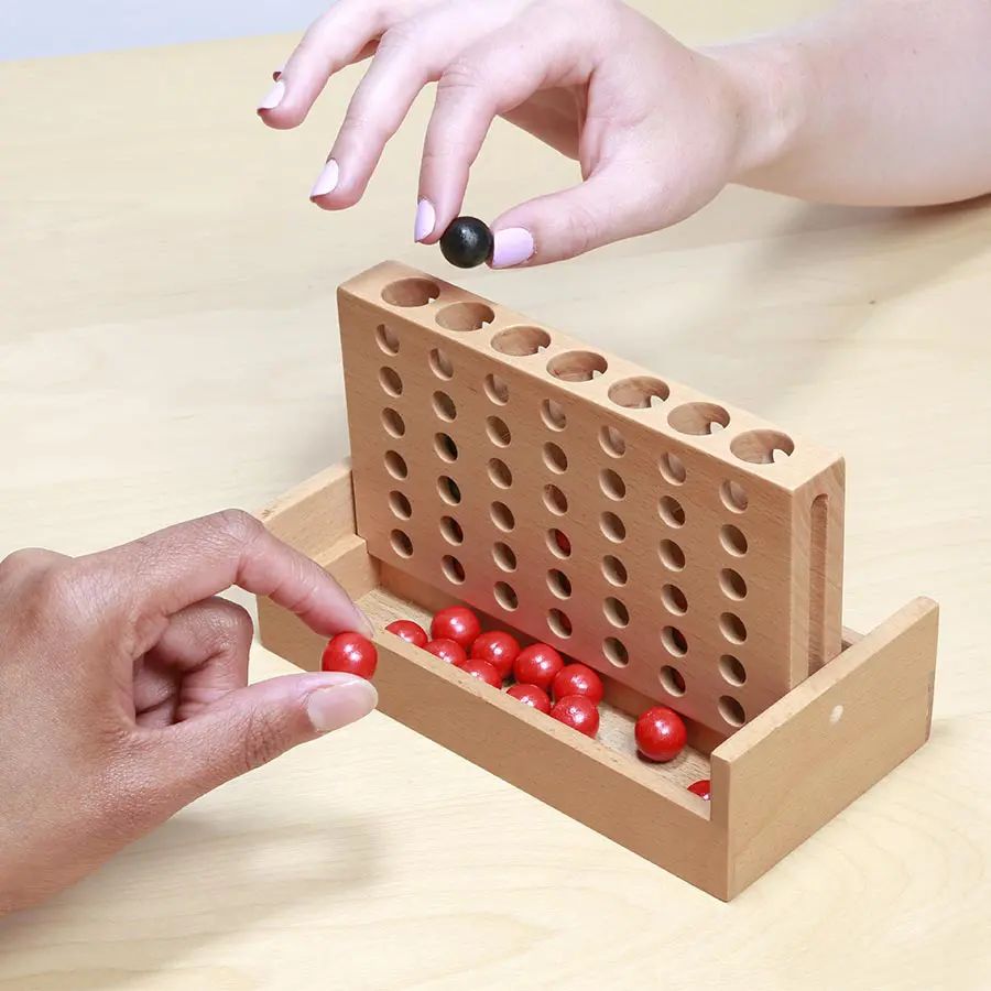 Kikkerland 4 in Linea Gioco di Strategia