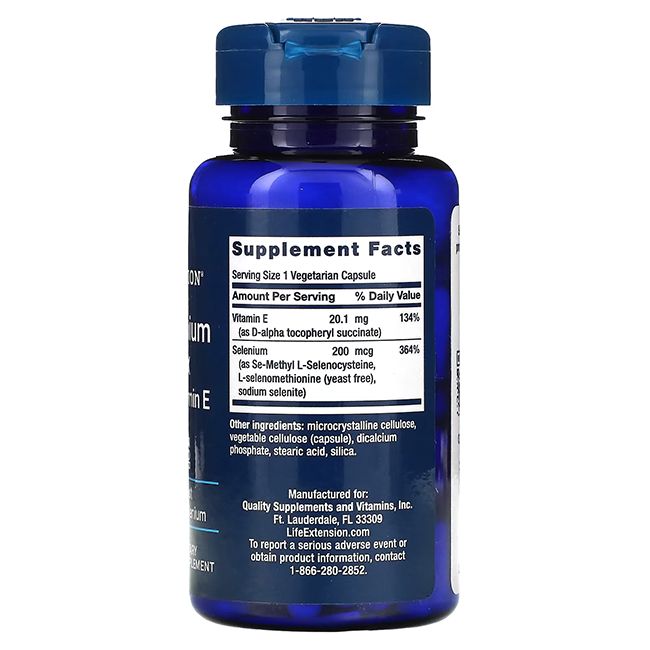 Flacone blu con capsule bianche. Scritta: Super Selen-Komplex, Vitamina E. Contiene 100 capsule. Senza glutine, giornaliero, non OGM.