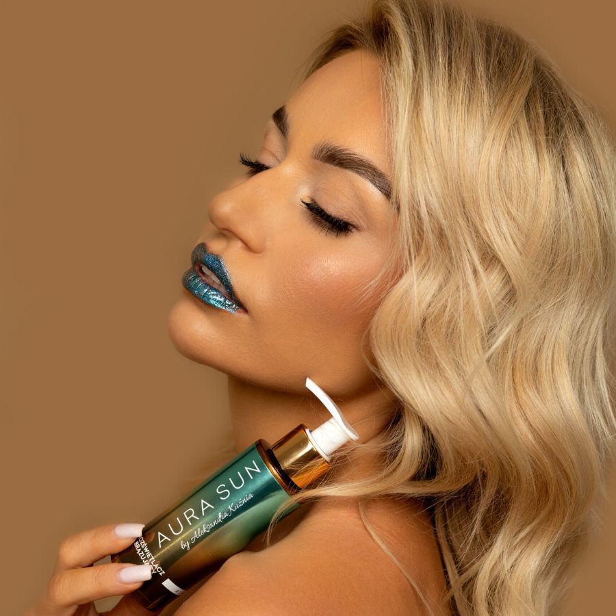Aura Sun Balsamo corpo illuminante e abbronzante