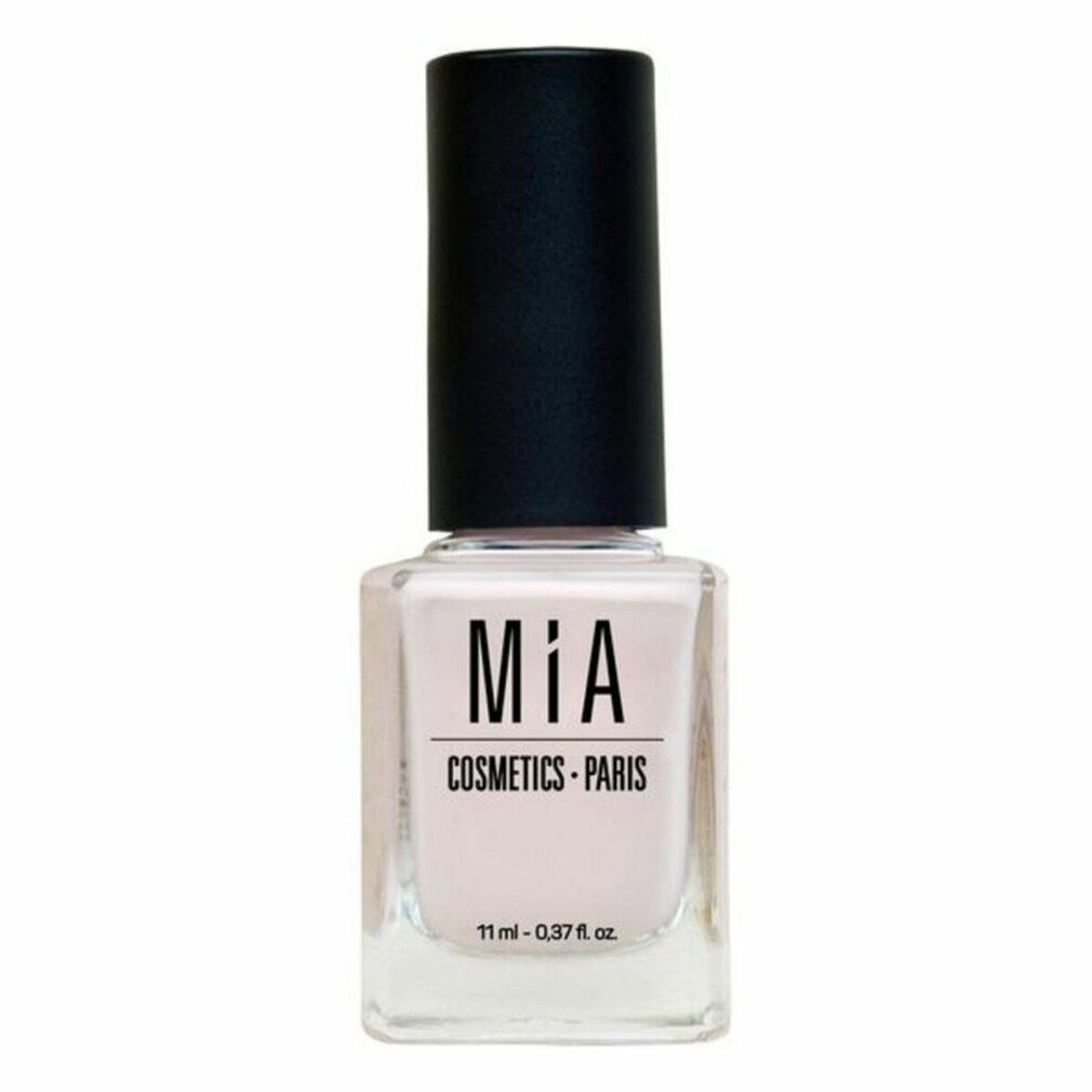 Flacone di smalto con tappo nero. Smalto rosa, flacone trasparente. Scritta: MÍA COSMETICS - PARIS. 11 ml.