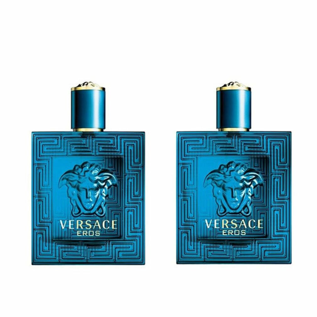 Due flaconi blu con tappi dorati. Scritta: VERSACE EROS.