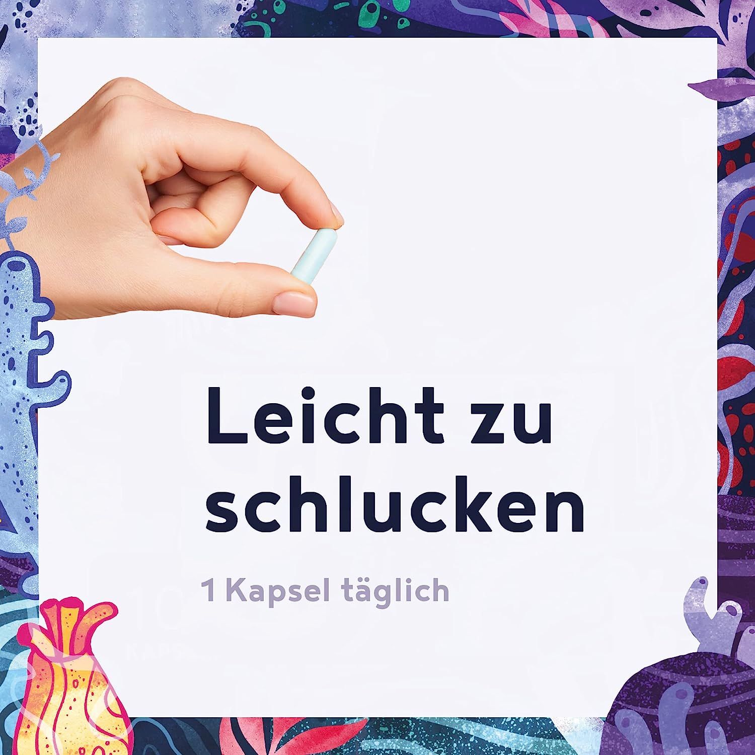 Mano che tiene una capsula azzurra. Testo: Facile da deglutire. 1 capsula al giorno.
