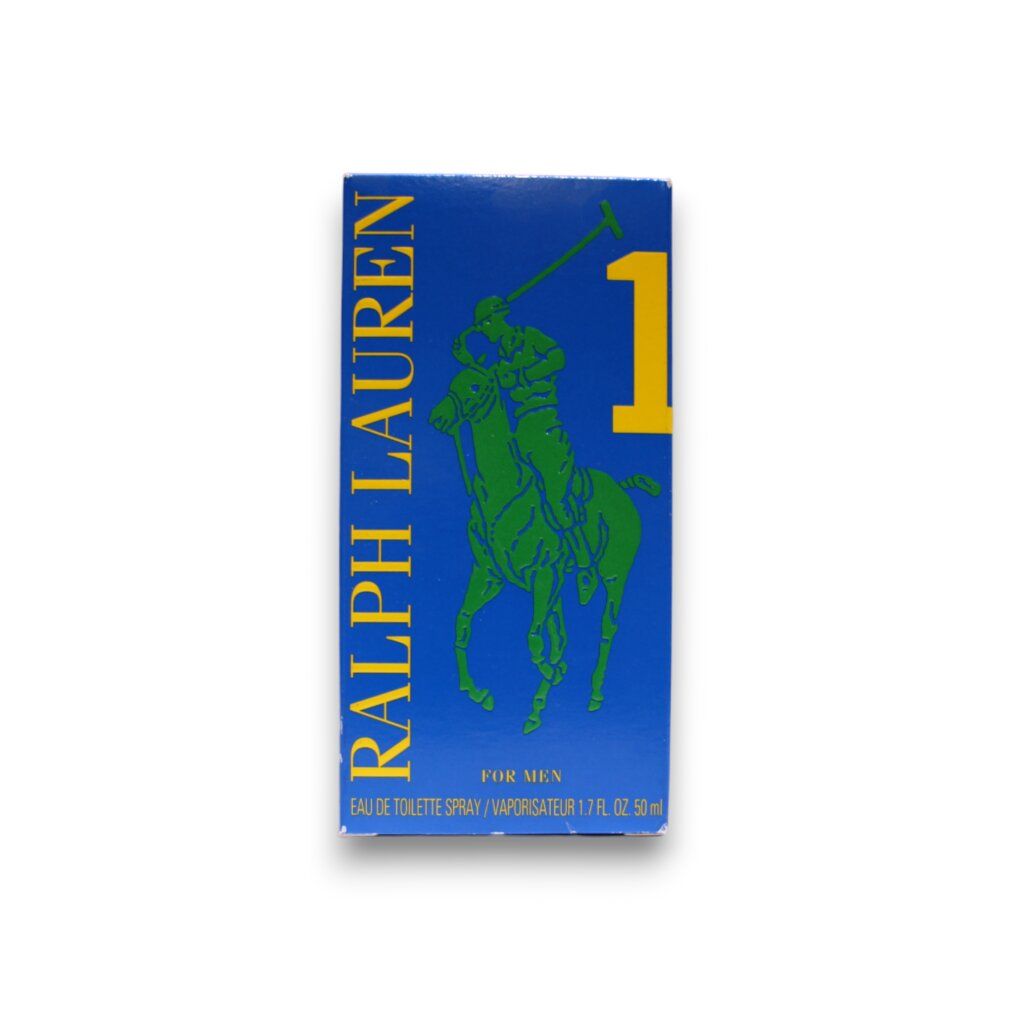 Scatola blu con numero 1 giallo. Logo Polo verde. Testo: RALPH LAUREN, FOR MEN, Eau de Toilette Spray.