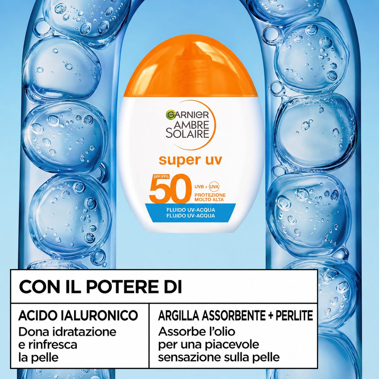 Garnier Ambre Solaire Super UV LSF 50 Gesicht. Flacone su sfondo blu. Testo: Con il potere dell'acido ialuronico.
