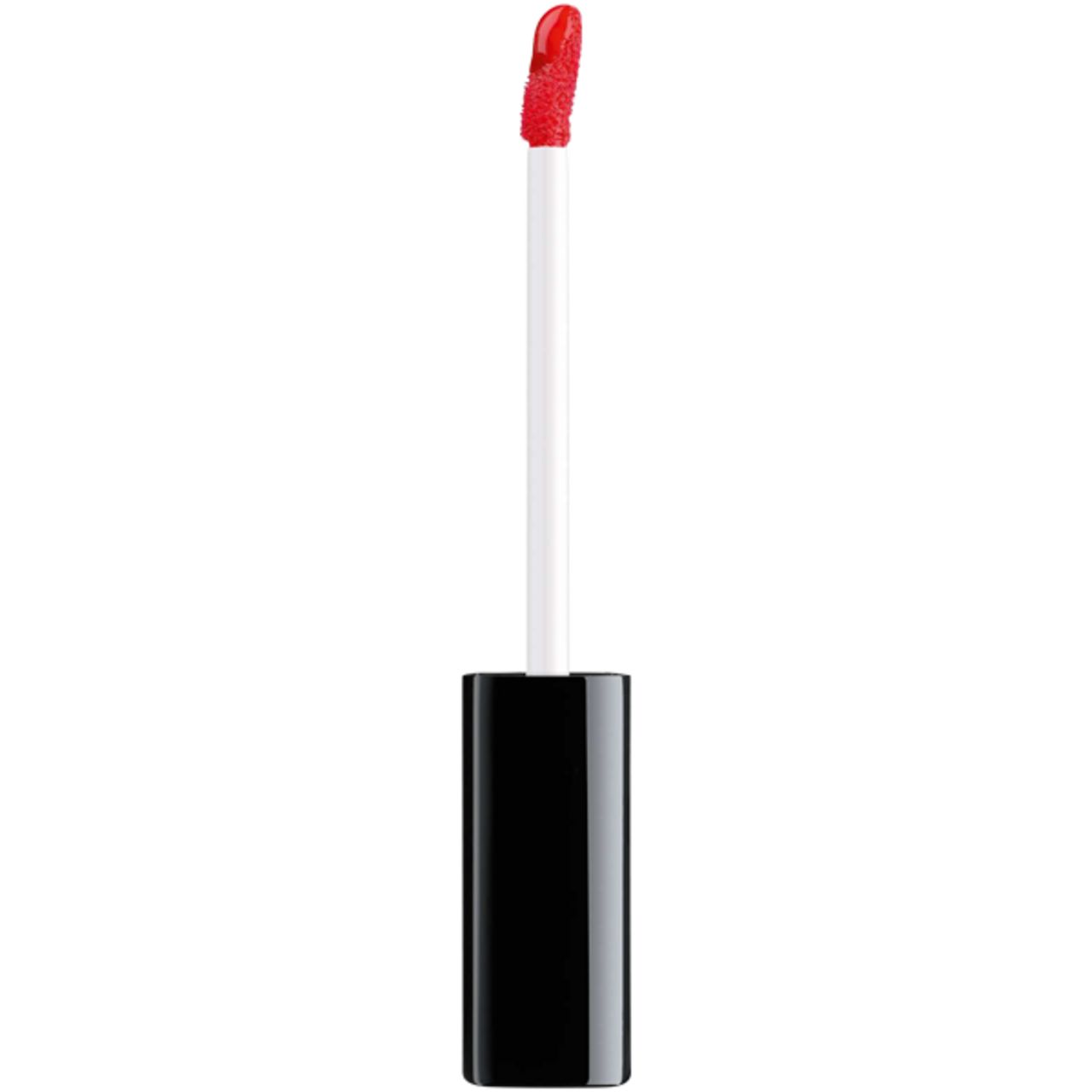 Applicatore di Artdeco Plumping Lip Fluid. Manico nero, stelo bianco, applicatore rosso. Primo piano.