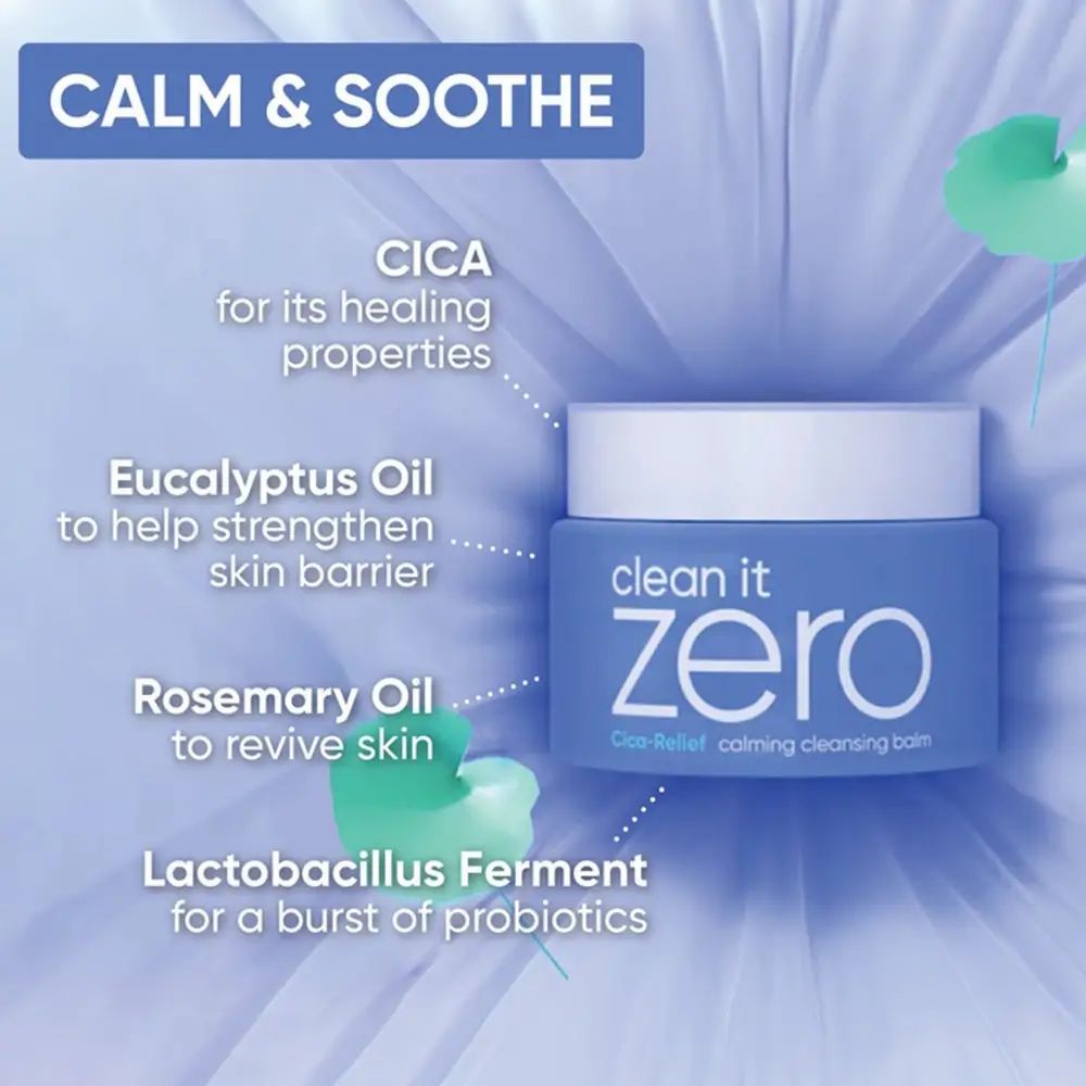 Prodotto blu con coperchio bianco. Testo: "clean it zero". Frecce che indicano gli ingredienti: CICA, olio di eucalipto, olio di rosmarino, fermento di lactobacillus.