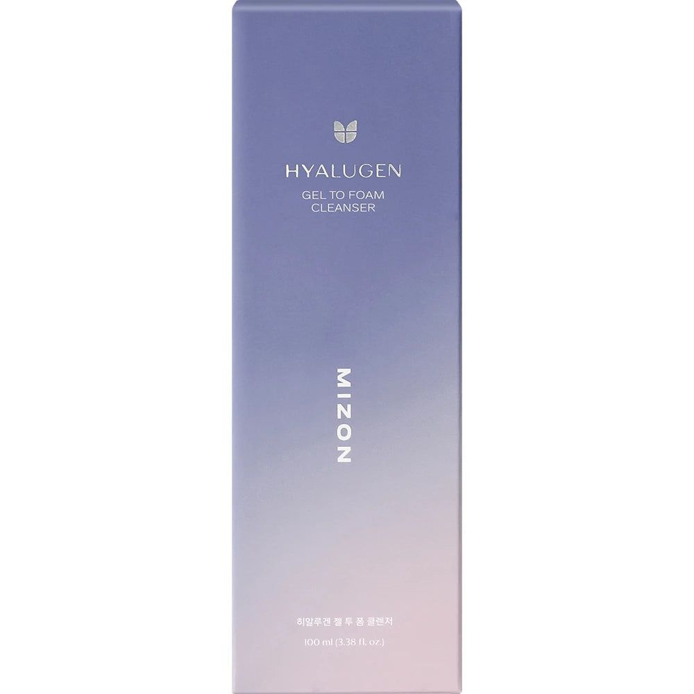 Confezione sfumata viola-blu. Scritta HYALUGEN, GEL TO FOAM CLEANSER, MIZON. Nome del prodotto e volume.