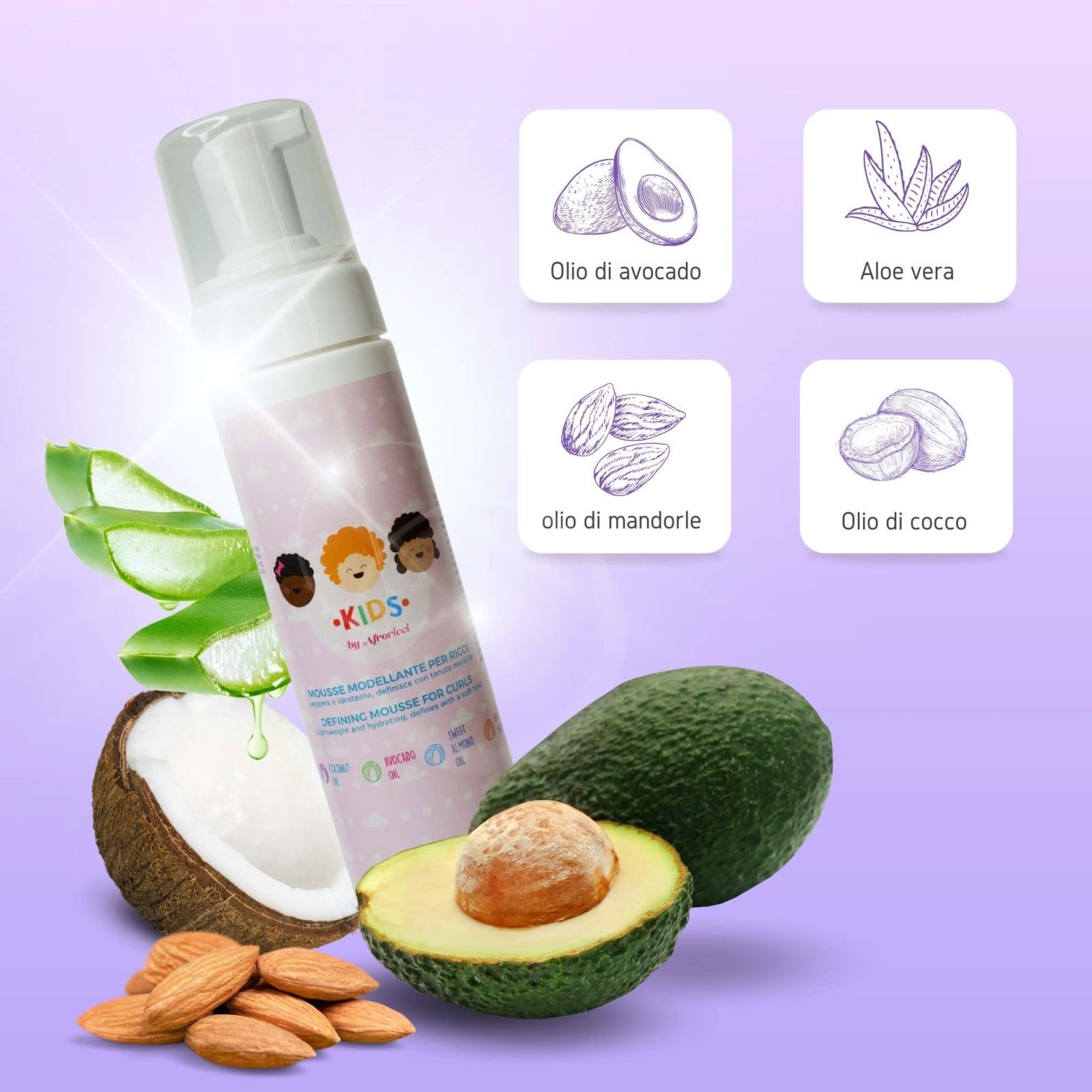 Flacone bianco con etichetta rosa. Scritta: KIDS by Afroricci. Nome del prodotto e loghi. Chiusura a pompa. Ingredienti: avocado, aloe vera, mandorle, cocco.