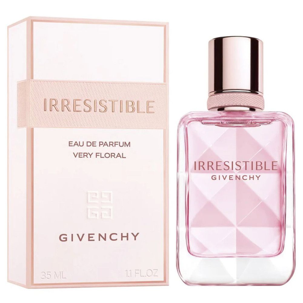 Flacone di profumo e confezione. Liquido rosa in flacone quadrato. Scritta: Irresistible Givenchy. 35 ml.