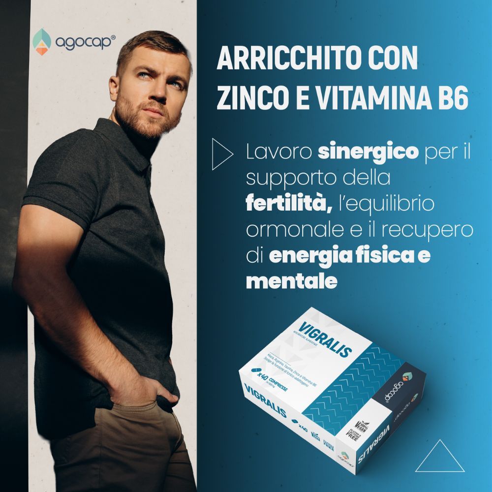 Uomo con confezione di Vigralis. Testo: Arricchito con zinco e vitamina B6. Supporta fertilità, ormoni ed energia.