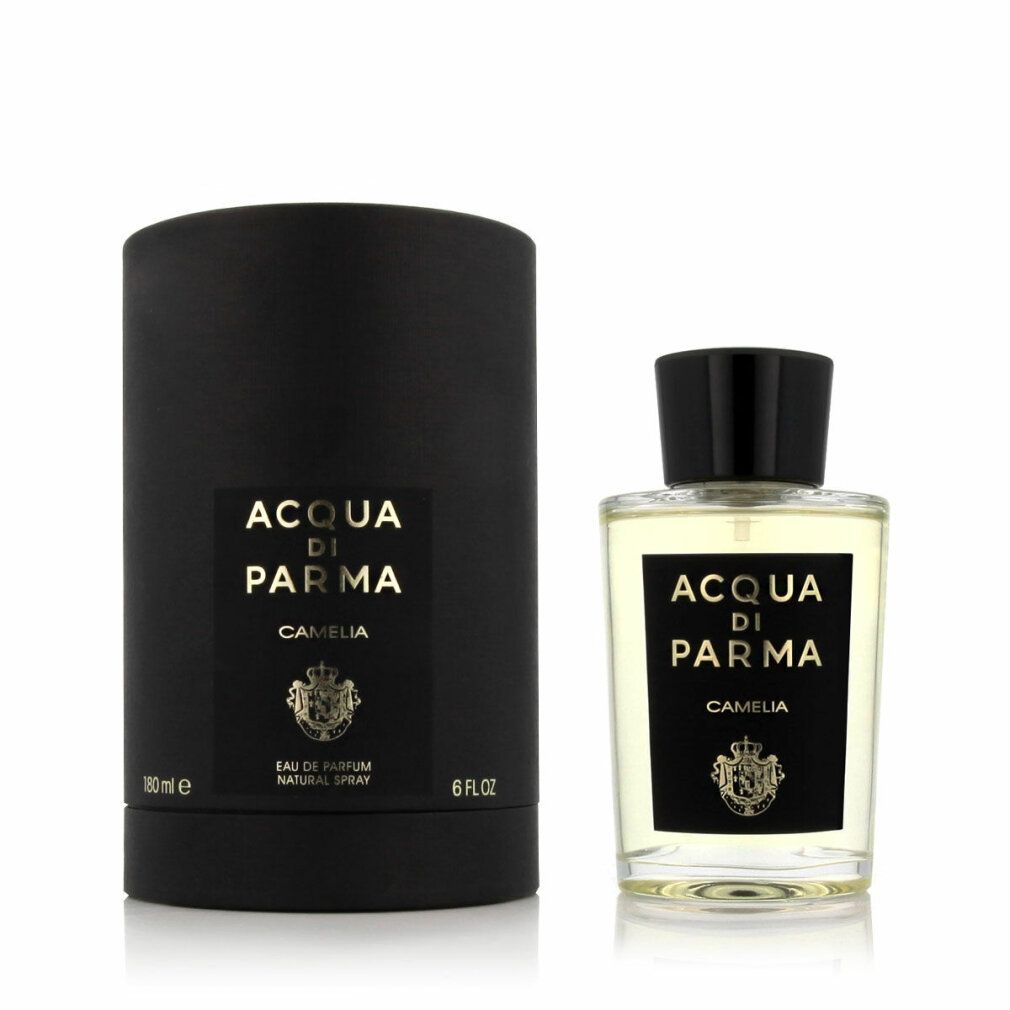 Flacone di profumo e confezione cilindrica nera. Sulla confezione: Acqua di Parma, Camelia. Sul flacone: stessa etichetta.